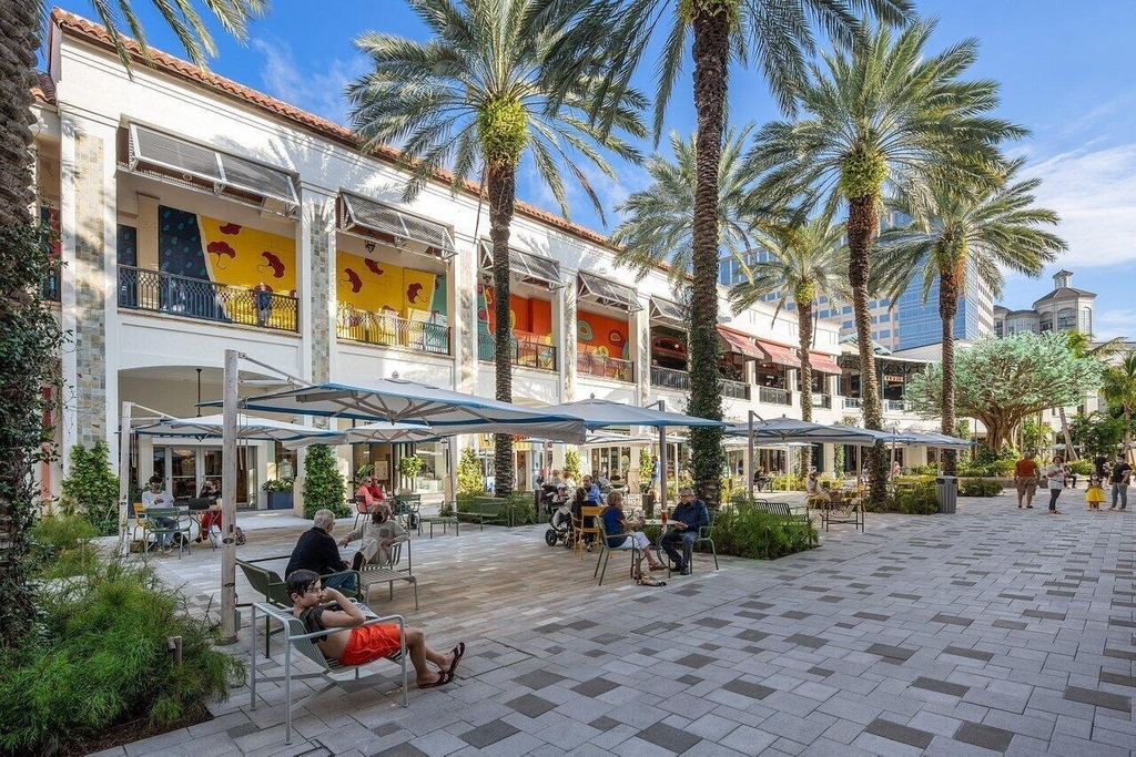 550 Okeechobee Boulevard - Photo 81