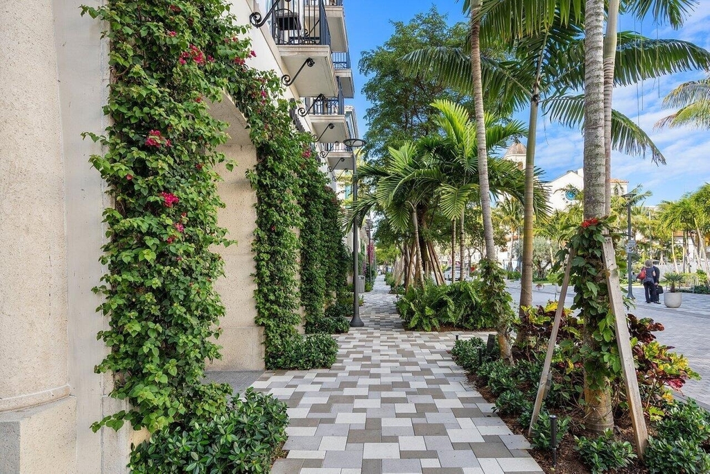550 Okeechobee Boulevard - Photo 83