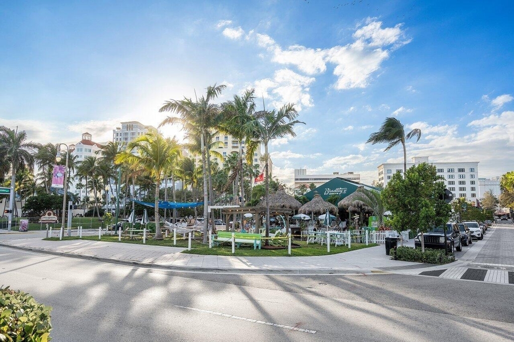 550 Okeechobee Boulevard - Photo 94