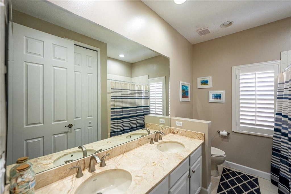 8809 Champions Way - Photo 8