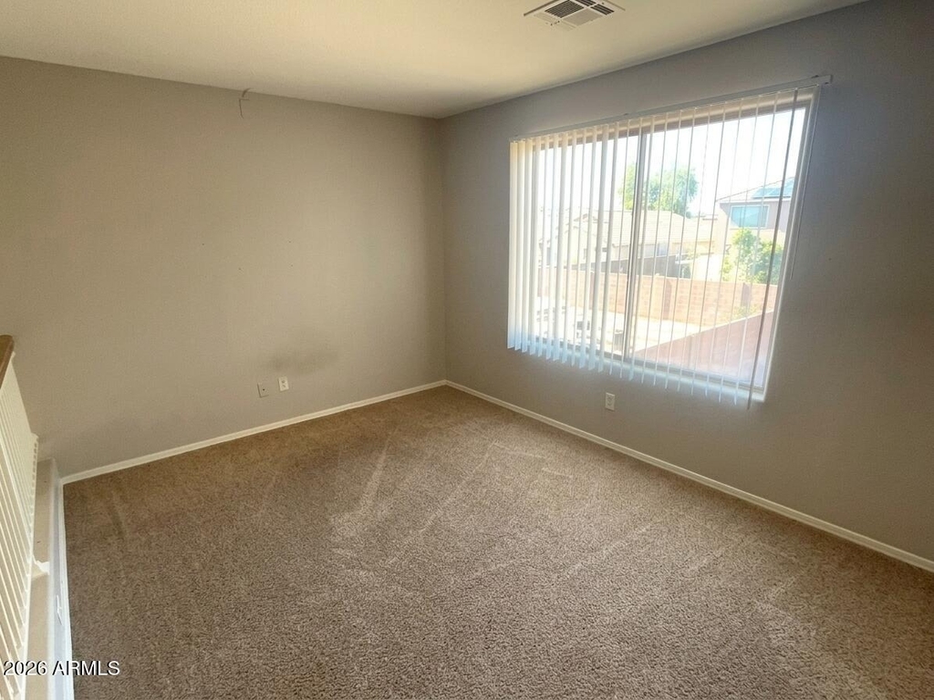 12718 W Willow Avenue - Photo 13