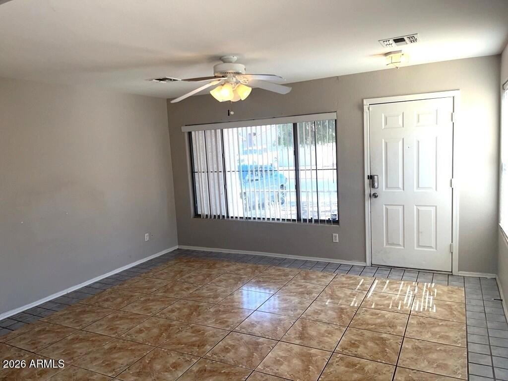 12718 W Willow Avenue - Photo 3