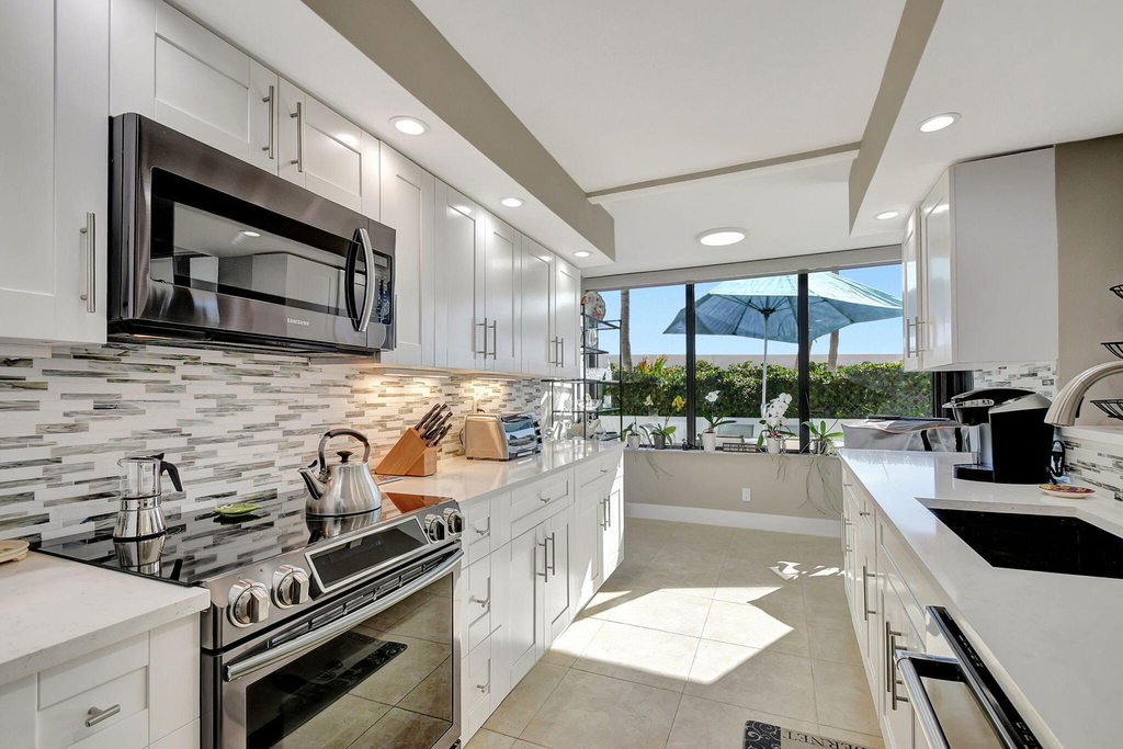 3590 S Ocean Boulevard - Photo 6