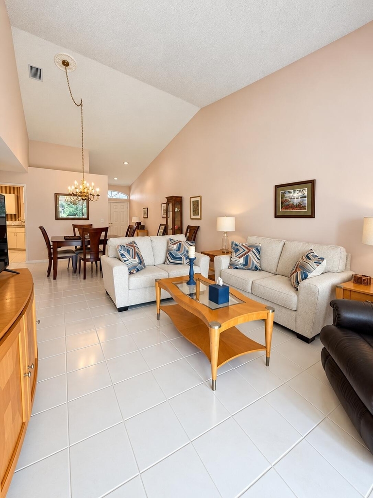 8942 Se Riverfront Terrace - Photo 2