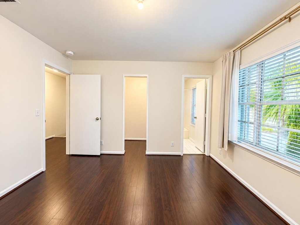 9491 Stanley Lane - Photo 13
