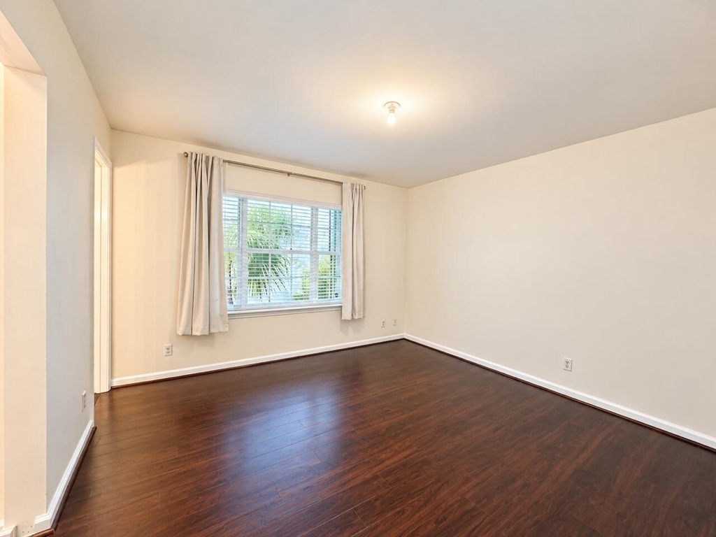 9491 Stanley Lane - Photo 12