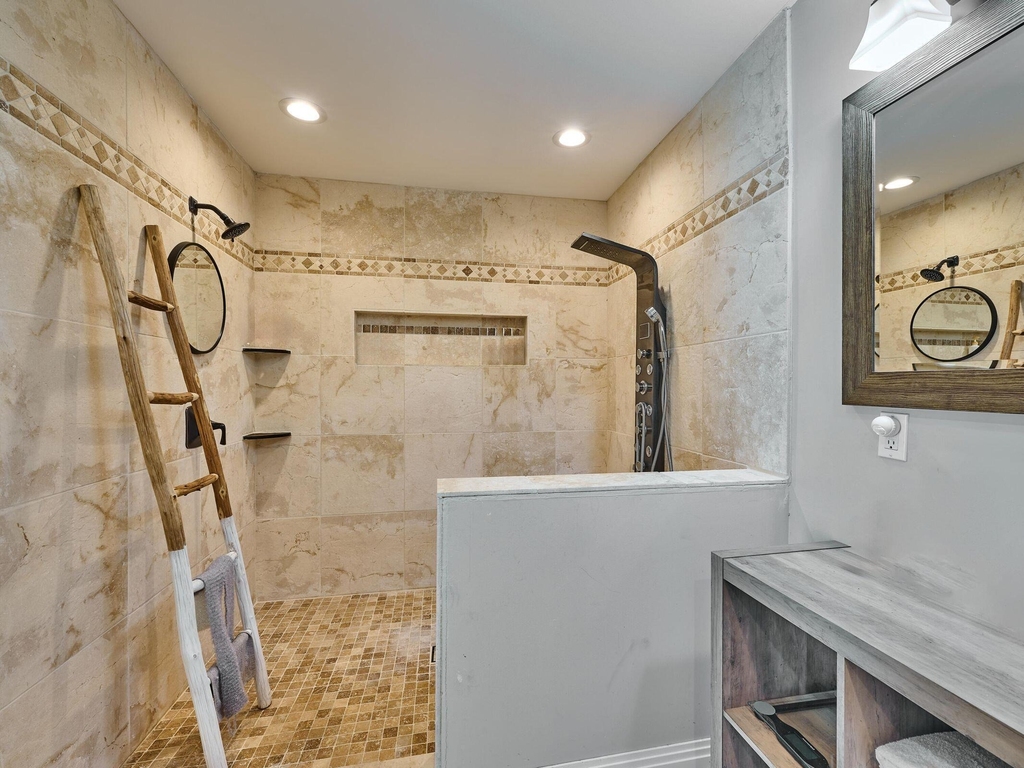 2810 Ne 48th Court - Photo 8
