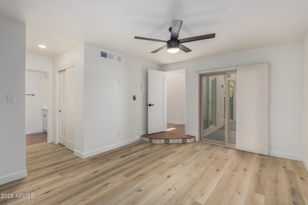 949 S Mcclintock Drive - Photo 14