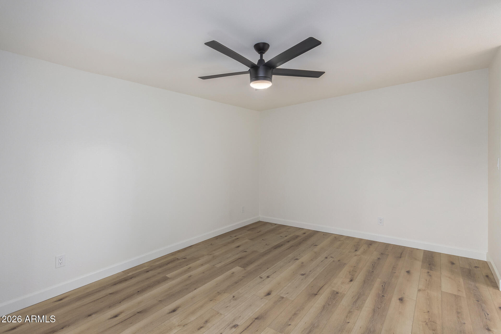 949 S Mcclintock Drive - Photo 16