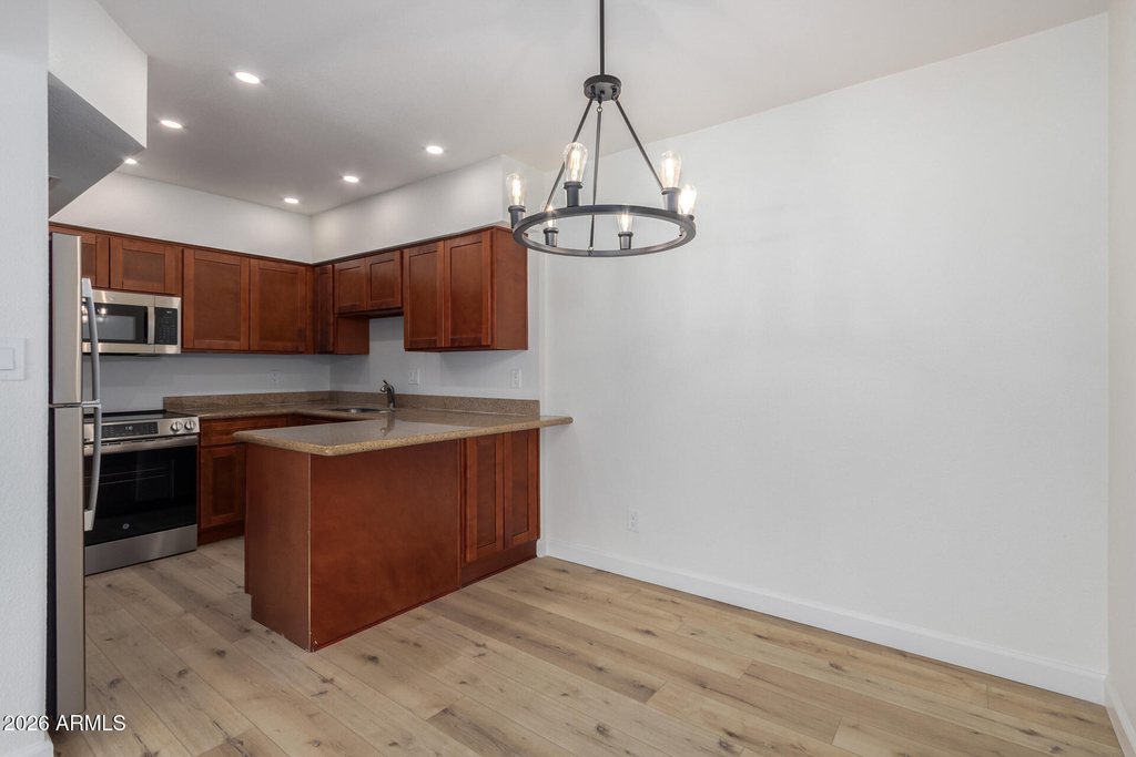 949 S Mcclintock Drive - Photo 11