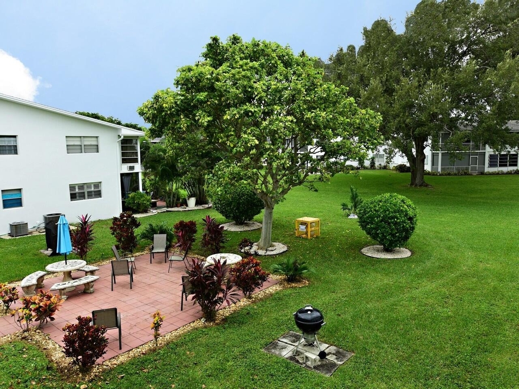 141 Newport I - Photo 4