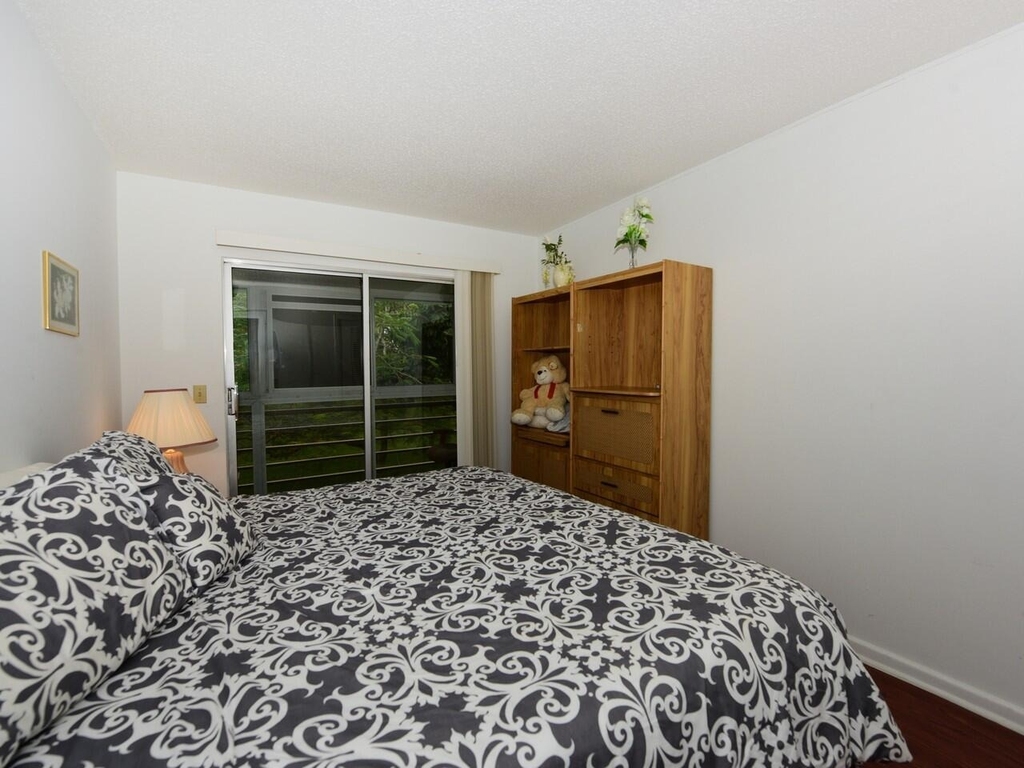 141 Newport I - Photo 13