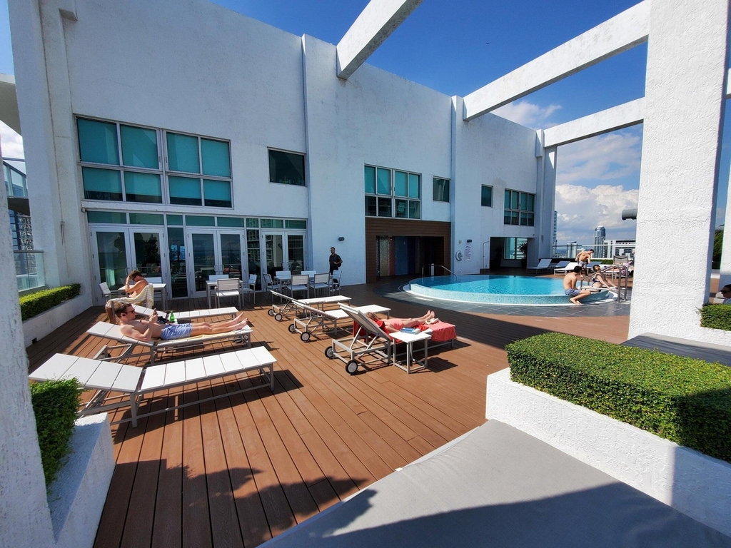 500 Brickell Avenue - Photo 33