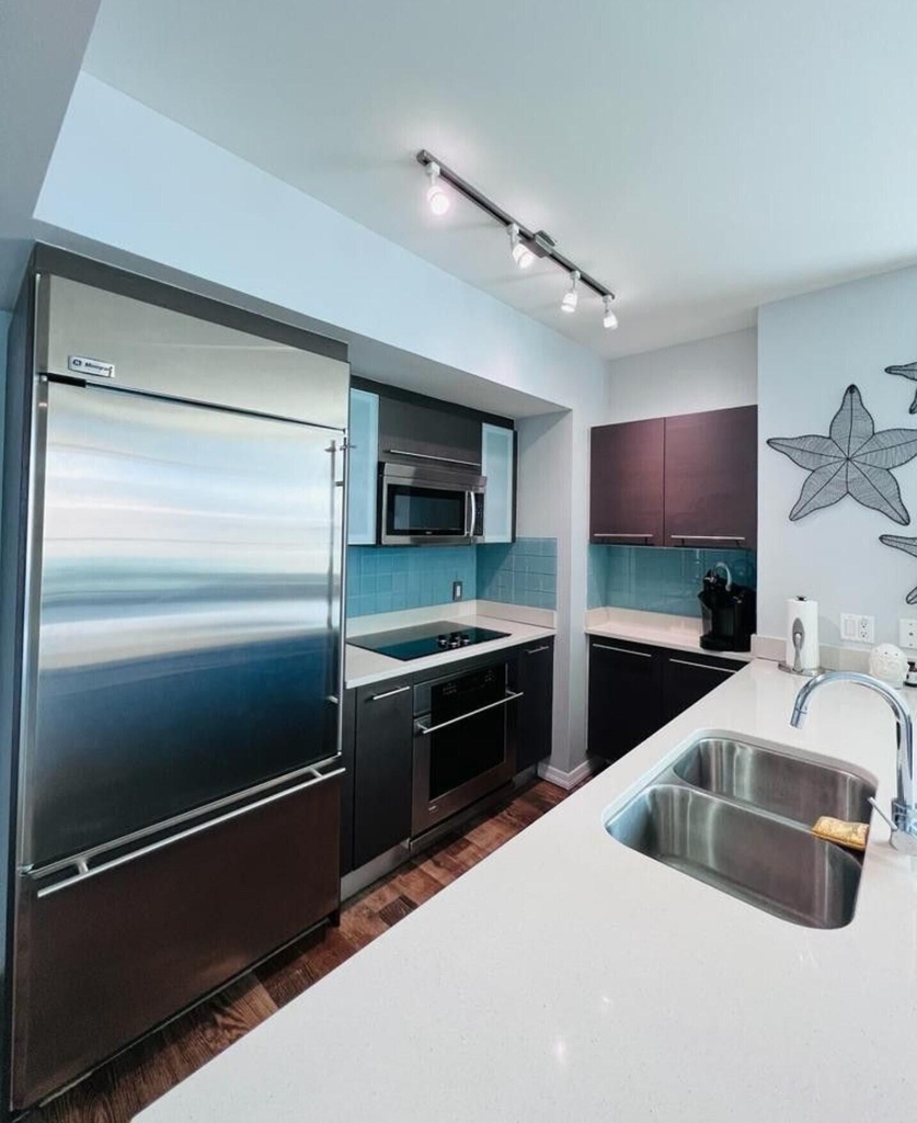 500 Brickell Avenue - Photo 57