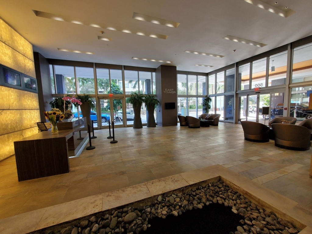500 Brickell Avenue - Photo 36