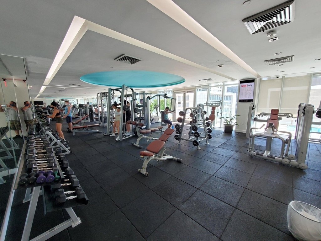500 Brickell Avenue - Photo 42