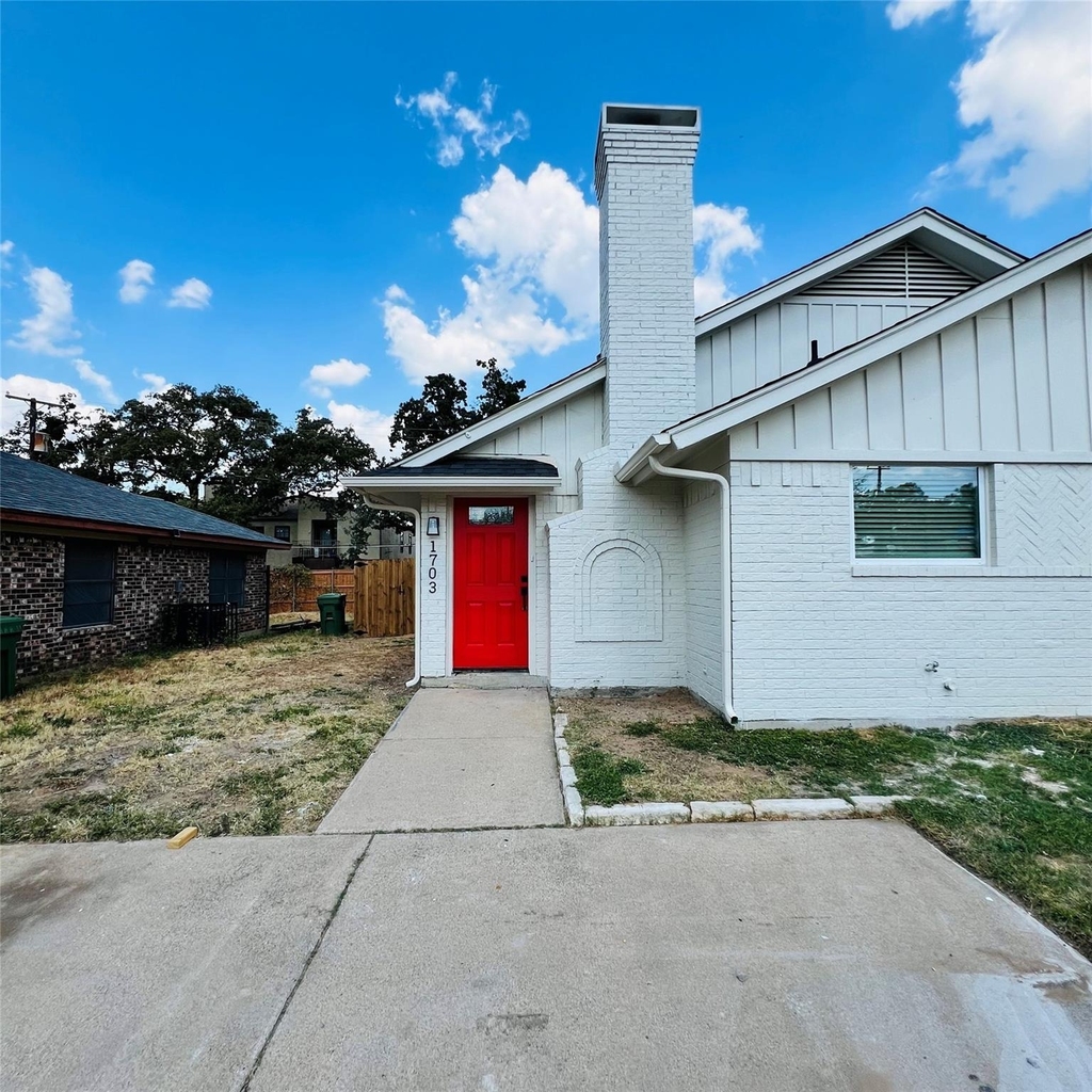 1703 Justin Lyn Street - Photo 2