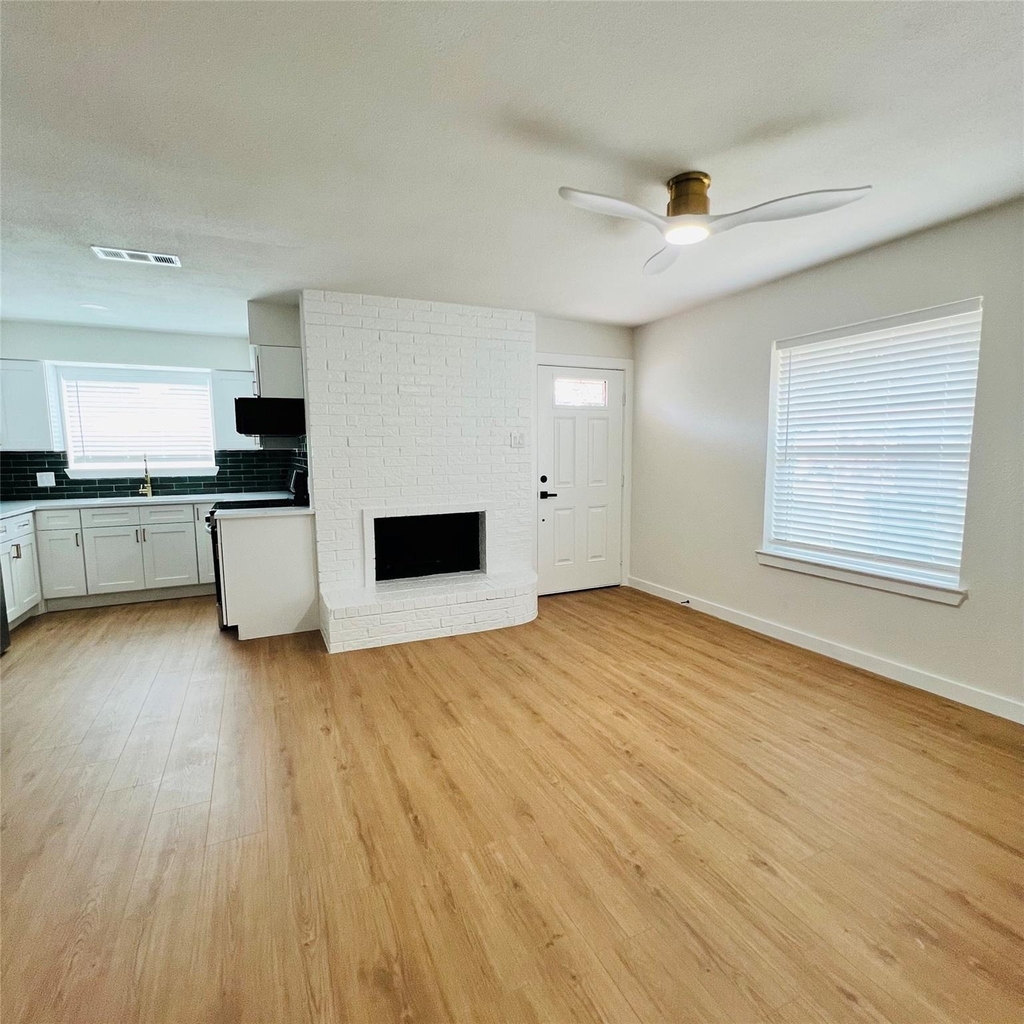 1703 Justin Lyn Street - Photo 4