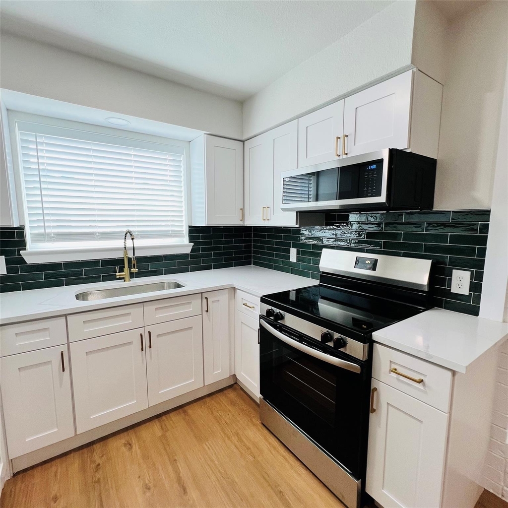 1703 Justin Lyn Street - Photo 7