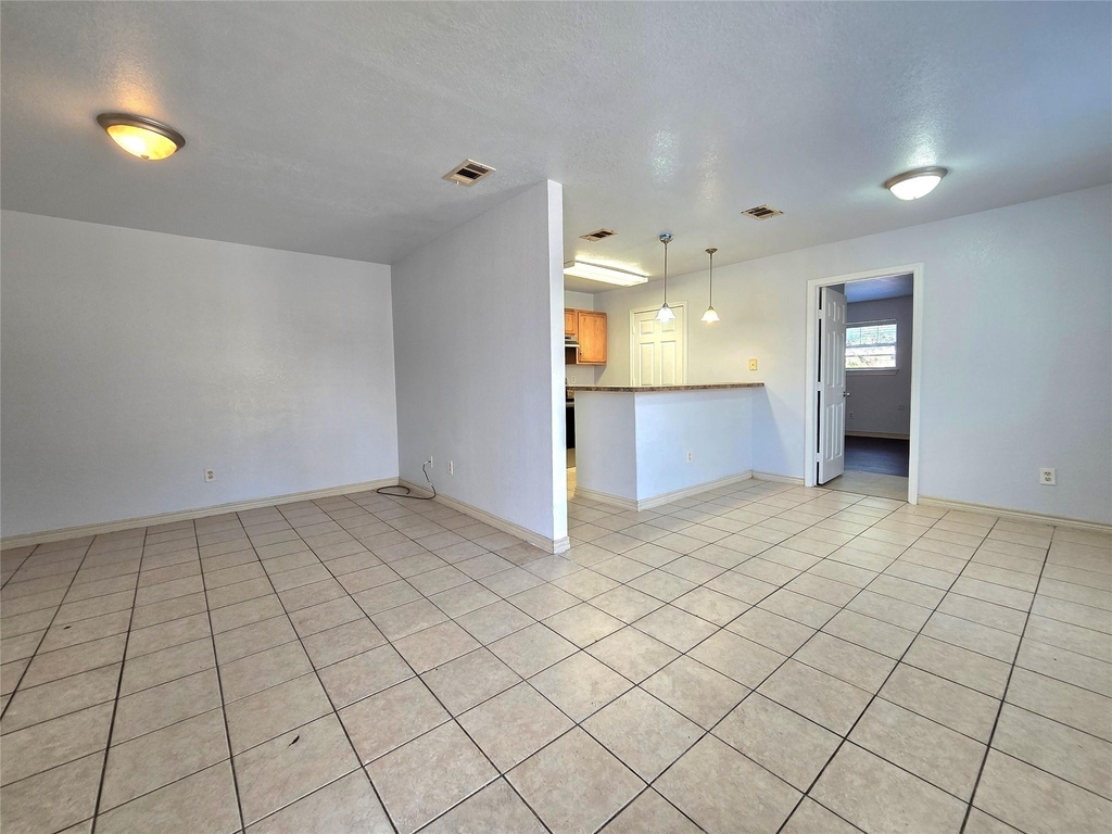 5017 Chapman Street - Photo 10
