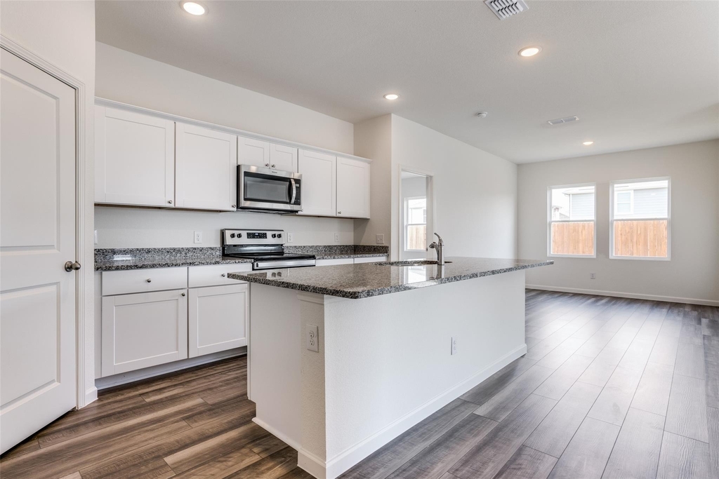 704 Bois D Arc Lane - Photo 6