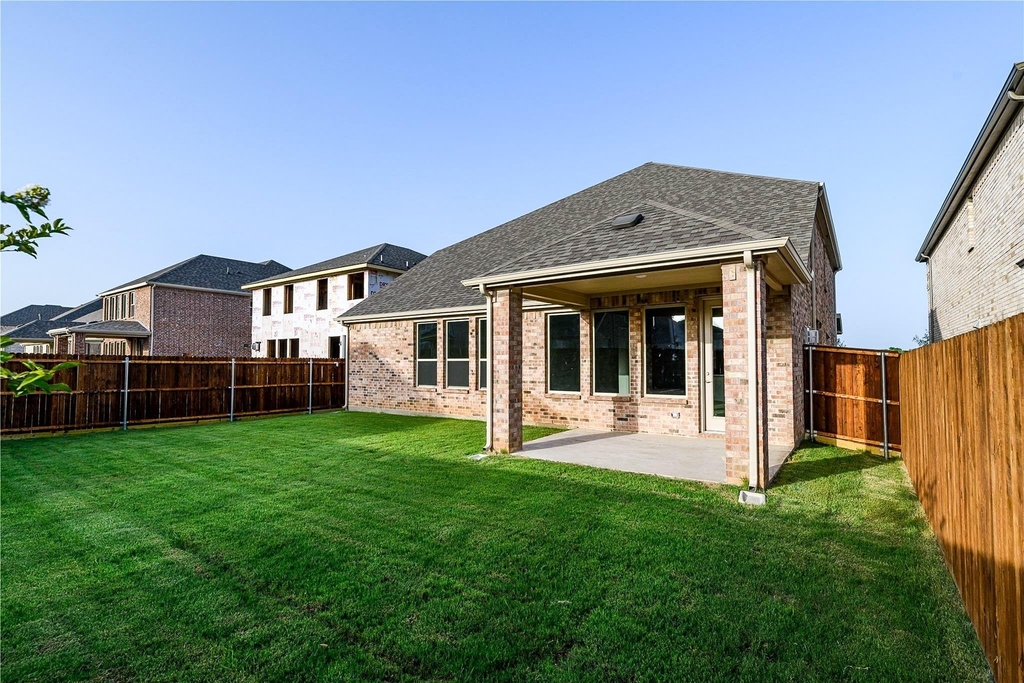 2121 Sumard Drive - Photo 27