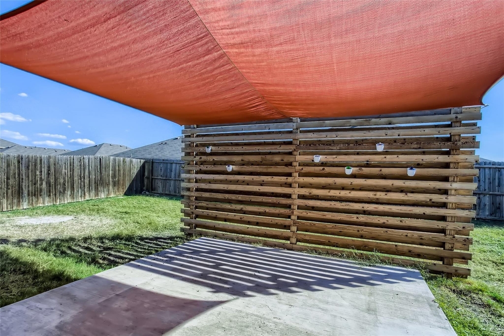 503 Hawthorn Drive - Photo 26