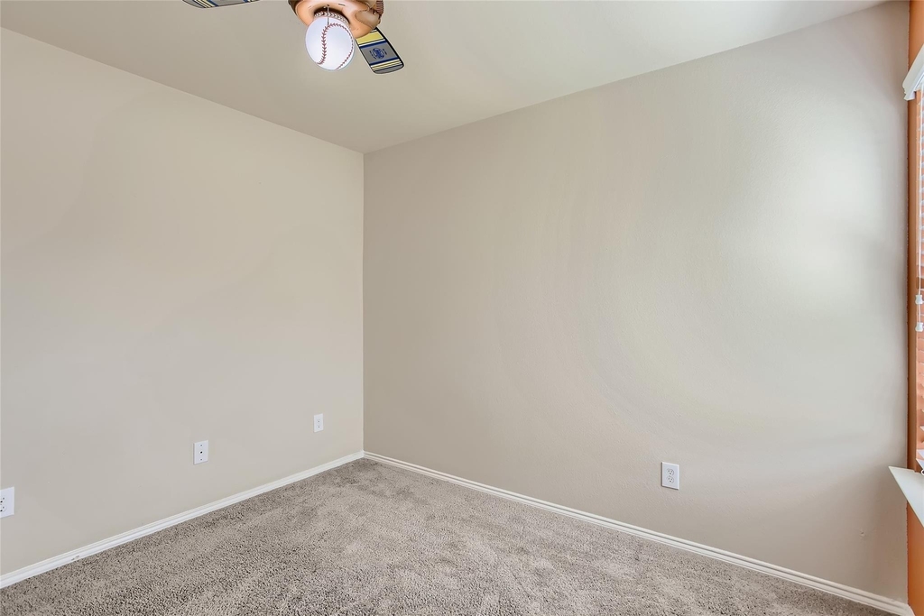 503 Hawthorn Drive - Photo 23