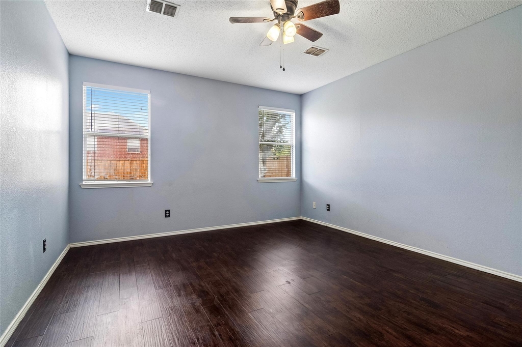 10609 Augusta Lane - Photo 11