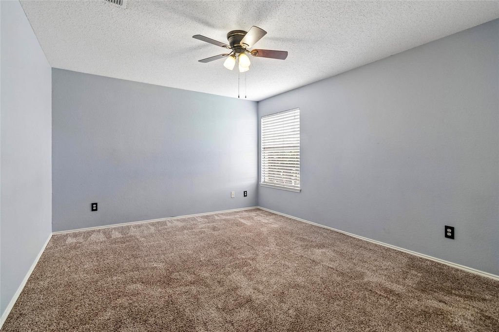 10609 Augusta Lane - Photo 20
