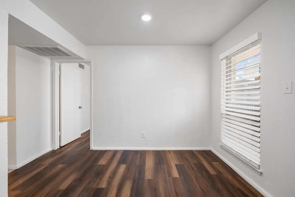 919 S Weatherred Drive - Photo 3