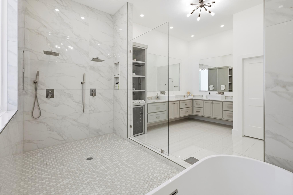 17327 Davenport Road - Photo 18