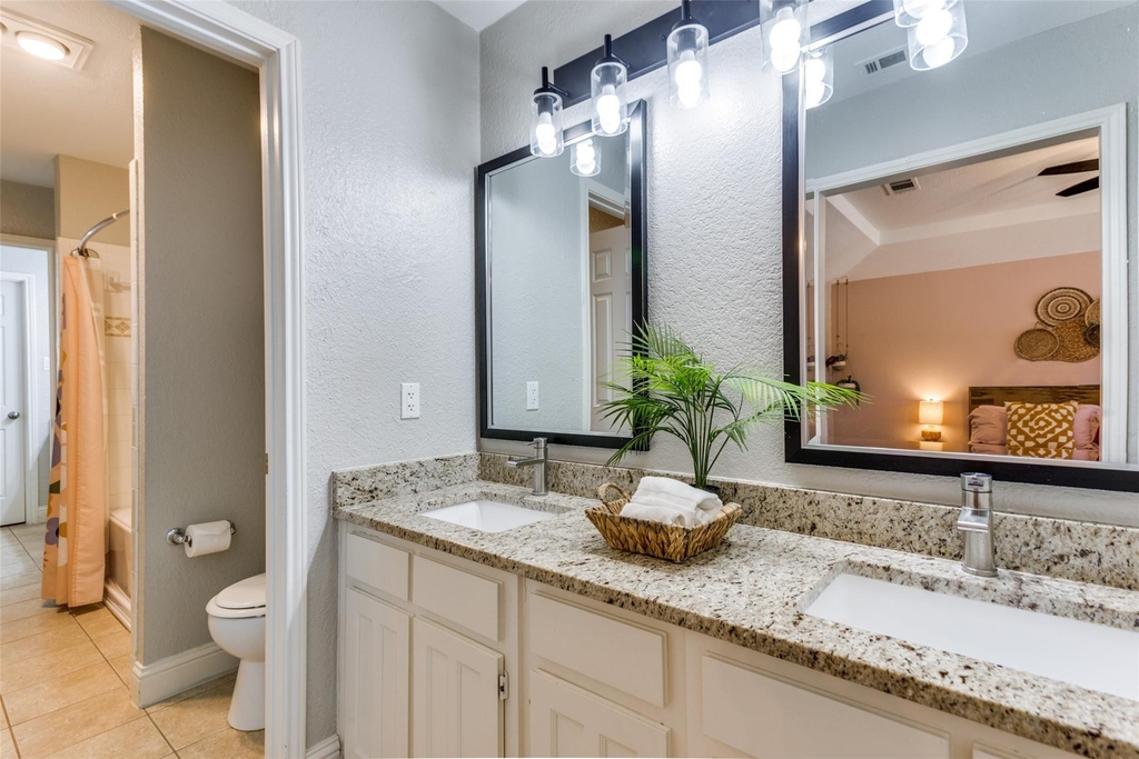 529 Essex Place - Photo 13