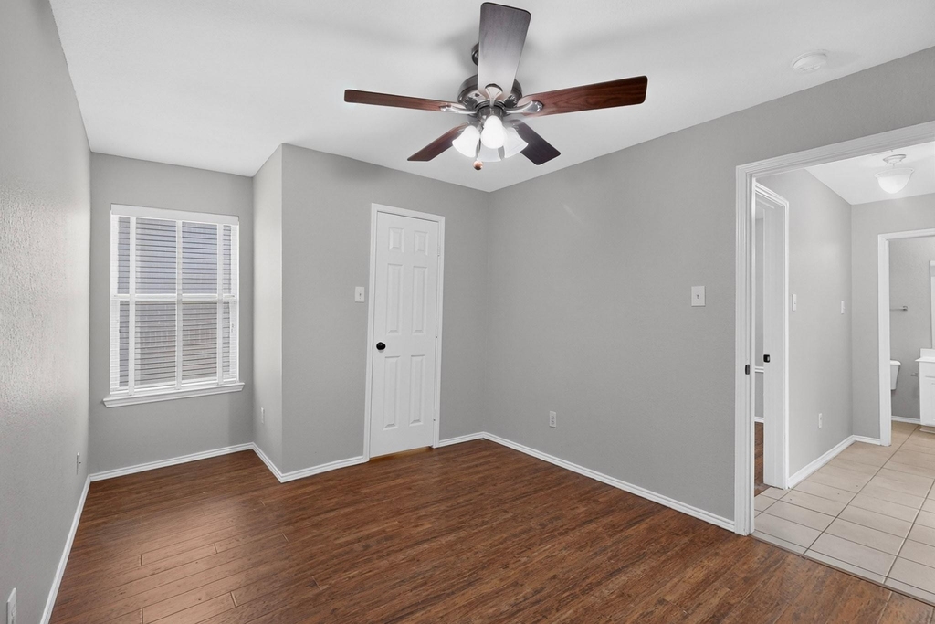 11529 Petunia Drive - Photo 16