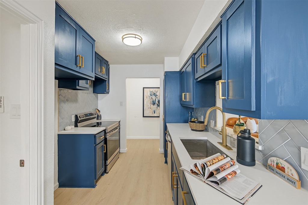 224 Mountain View Drive - Photo 1