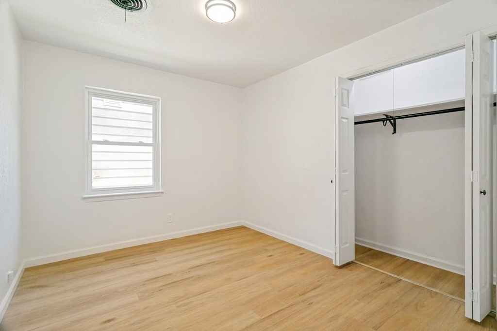 748 Oak Drive - Photo 10