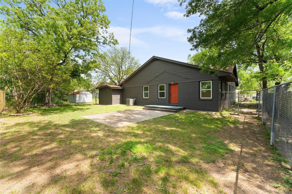 2405 Monroe Street - Photo 27