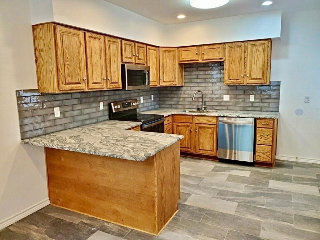 2204 Prairie Avenue - Photo 3