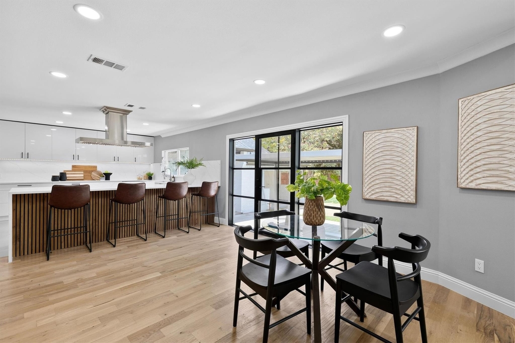11752 Valleydale Drive - Photo 4