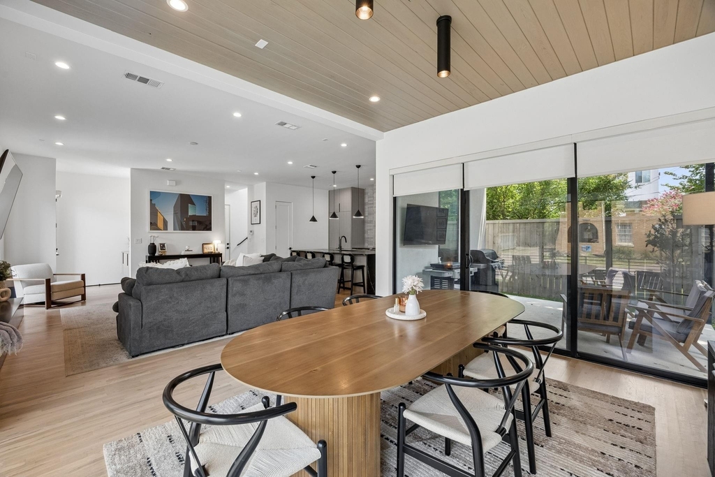 5548 Sears Street - Photo 11
