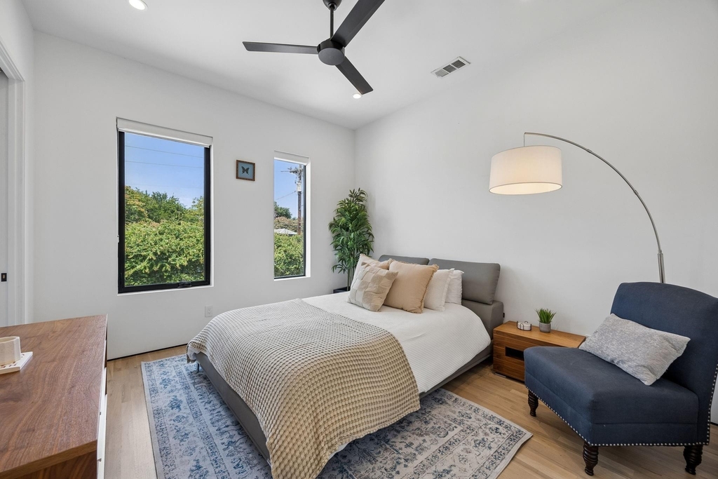 5548 Sears Street - Photo 27