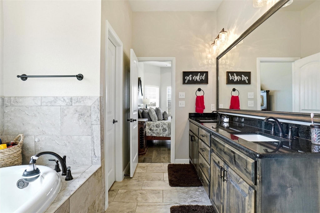 1027 Hope Court - Photo 14