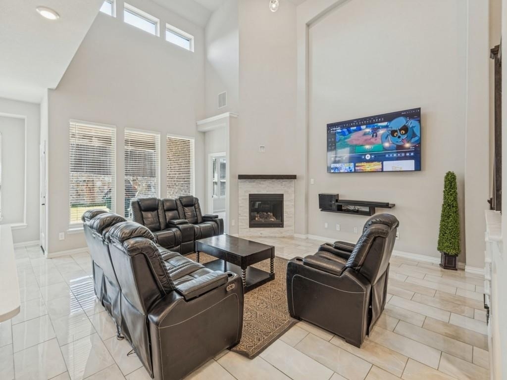 1267 Binfield Drive - Photo 6