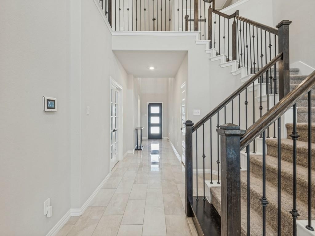 1267 Binfield Drive - Photo 1