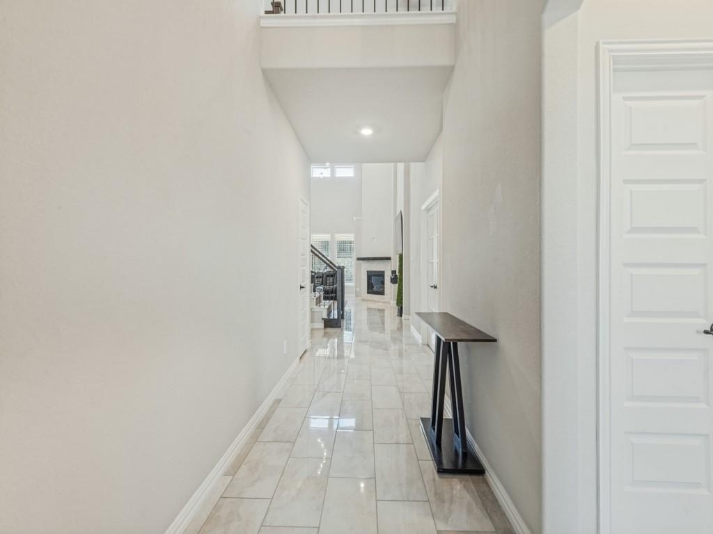 1267 Binfield Drive - Photo 3