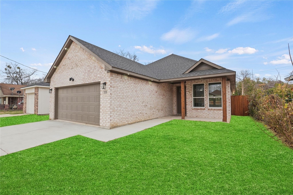 3335 Spring Avenue - Photo 3