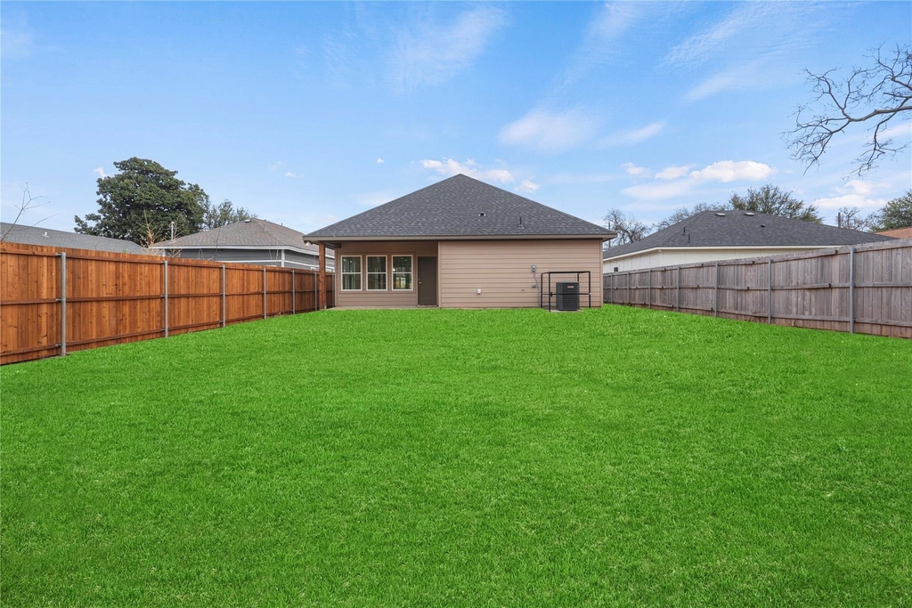 3335 Spring Avenue - Photo 21