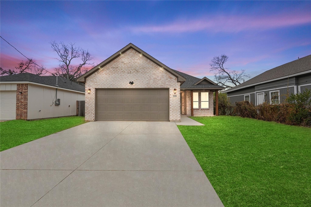 3335 Spring Avenue - Photo 0
