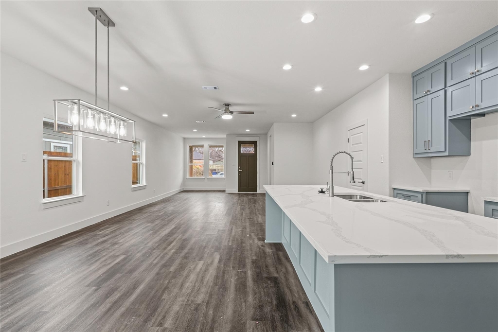3335 Spring Avenue - Photo 10