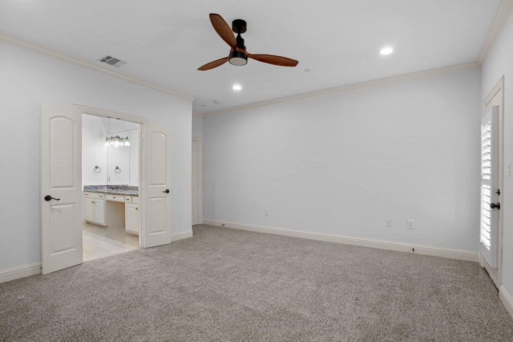5801 Hillcrest Avenue - Photo 5